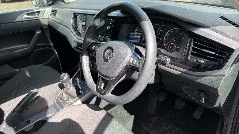 Volkswagen Polo 1.0 TSI 95 SE 5dr Petrol Hatchback